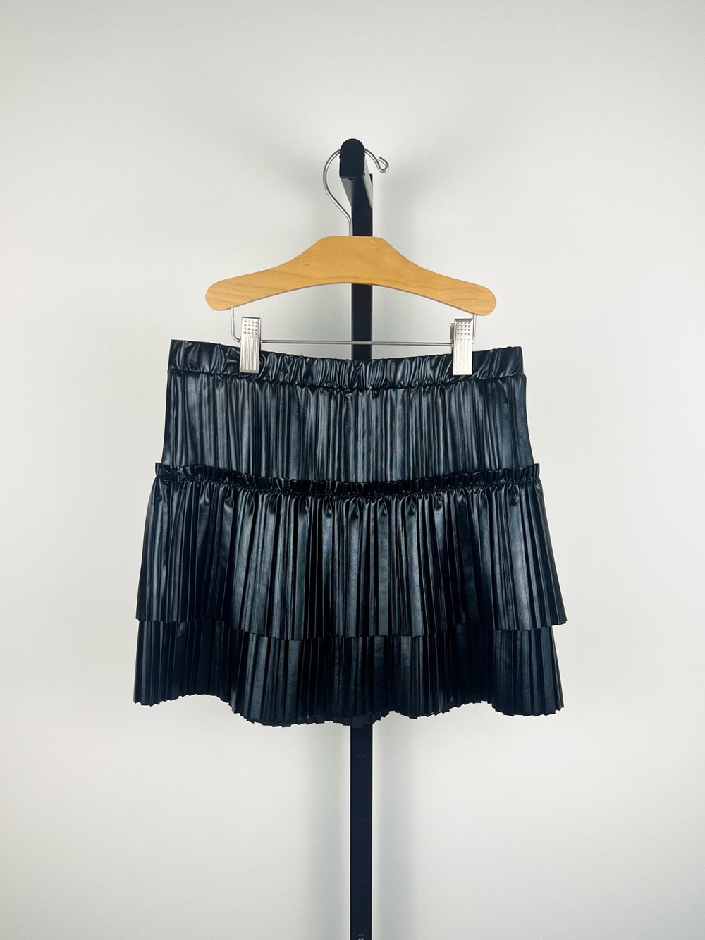 Mia New York Girls Faux Leather Tiered Pleated Skirt, Black, Size L (12Y)